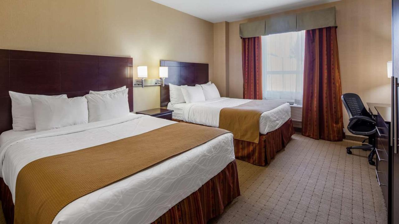 Best Western Plus Bowmanville Extérieur photo