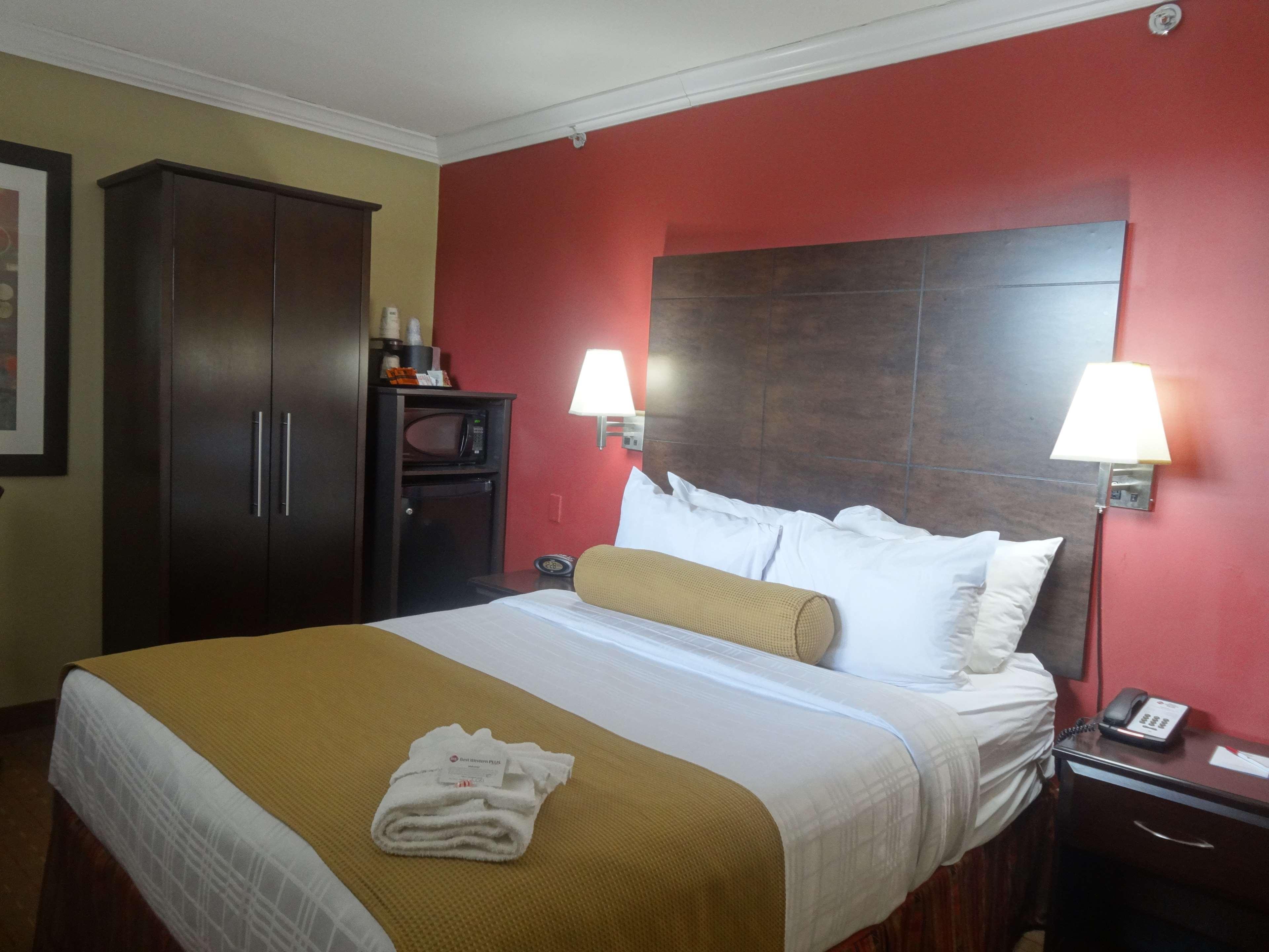Best Western Plus Bowmanville Extérieur photo