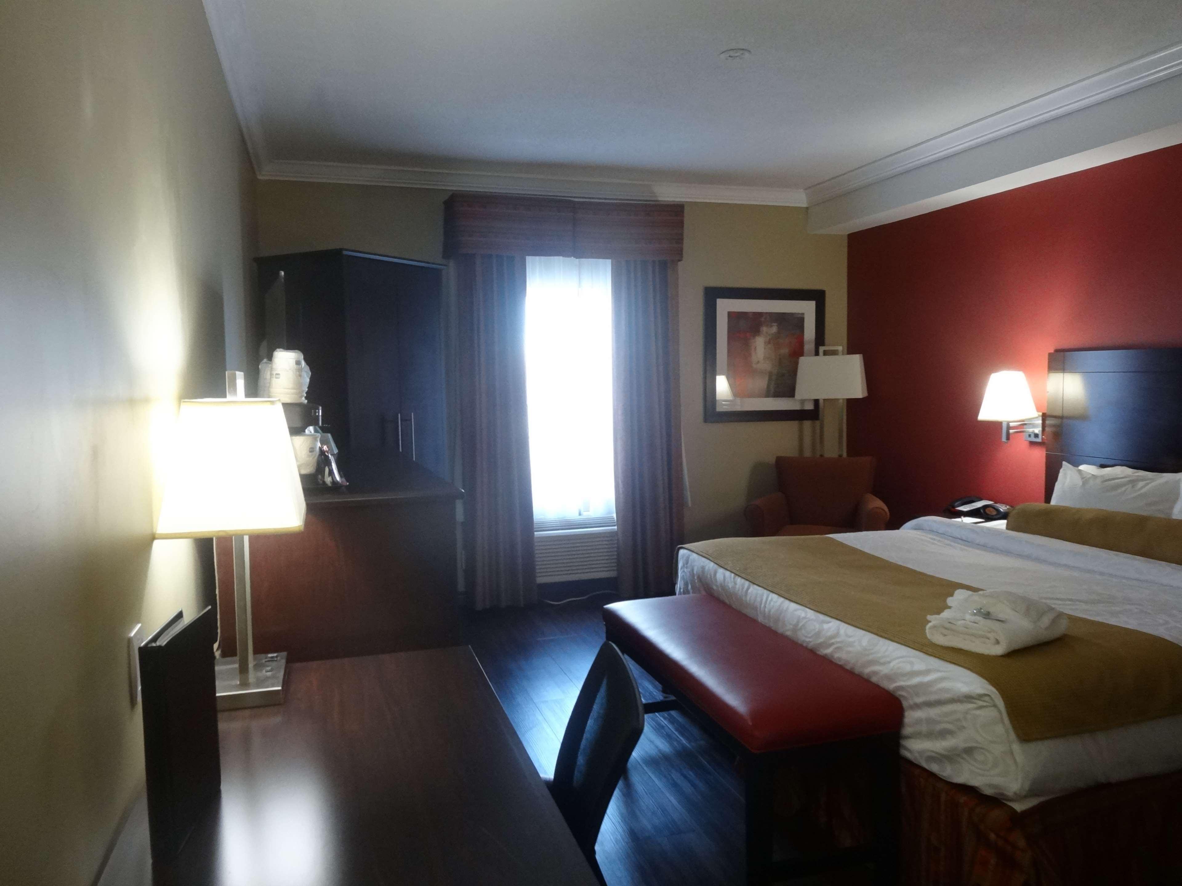 Best Western Plus Bowmanville Extérieur photo