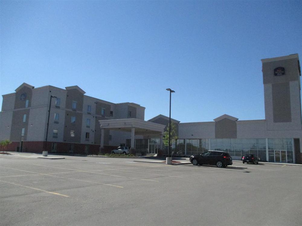 Best Western Plus Bowmanville Extérieur photo