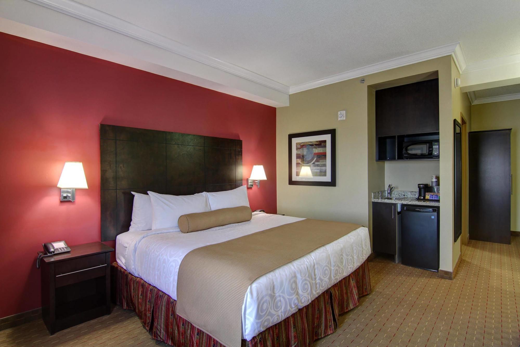 Best Western Plus Bowmanville Extérieur photo