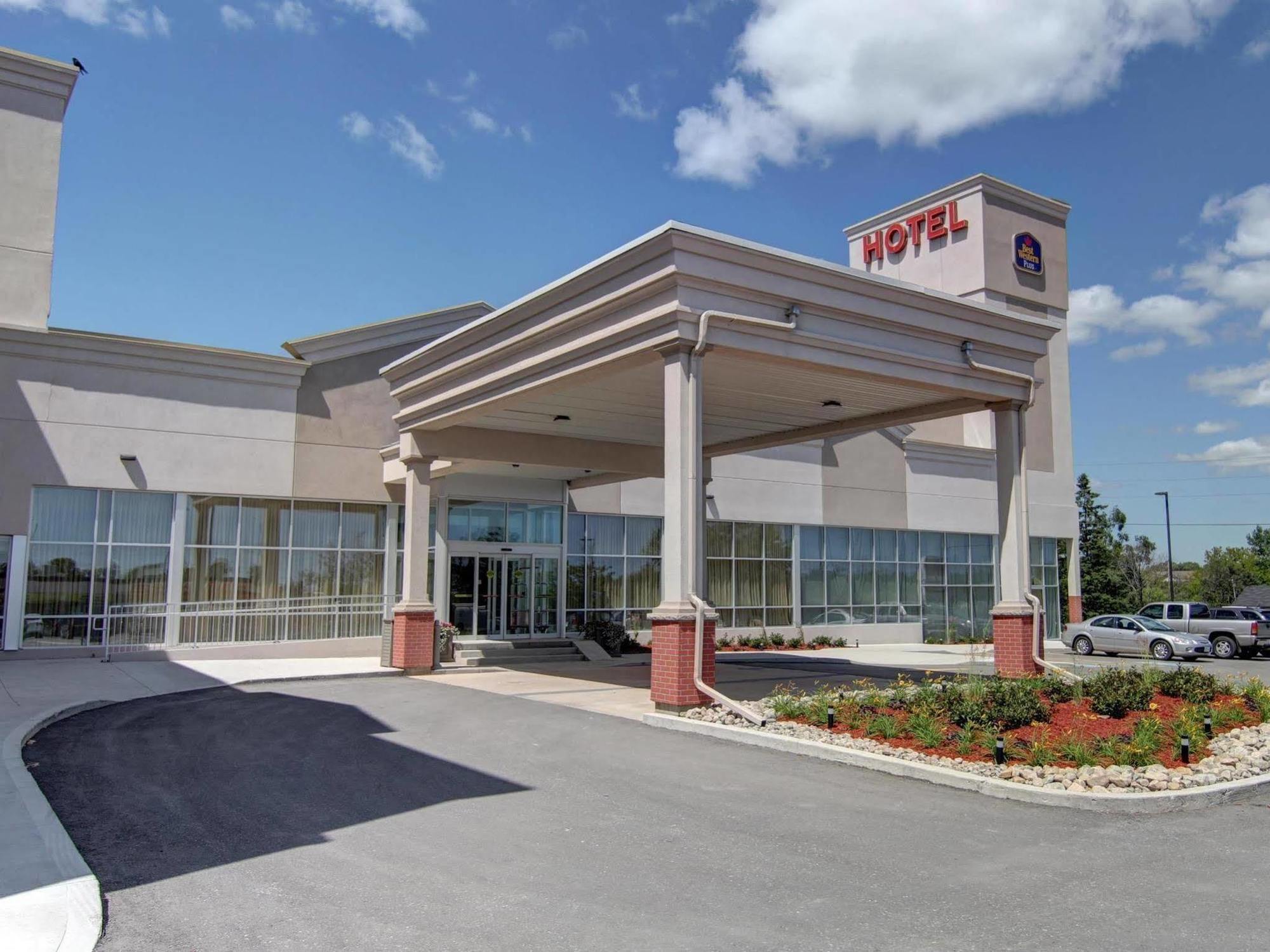 Best Western Plus Bowmanville Extérieur photo