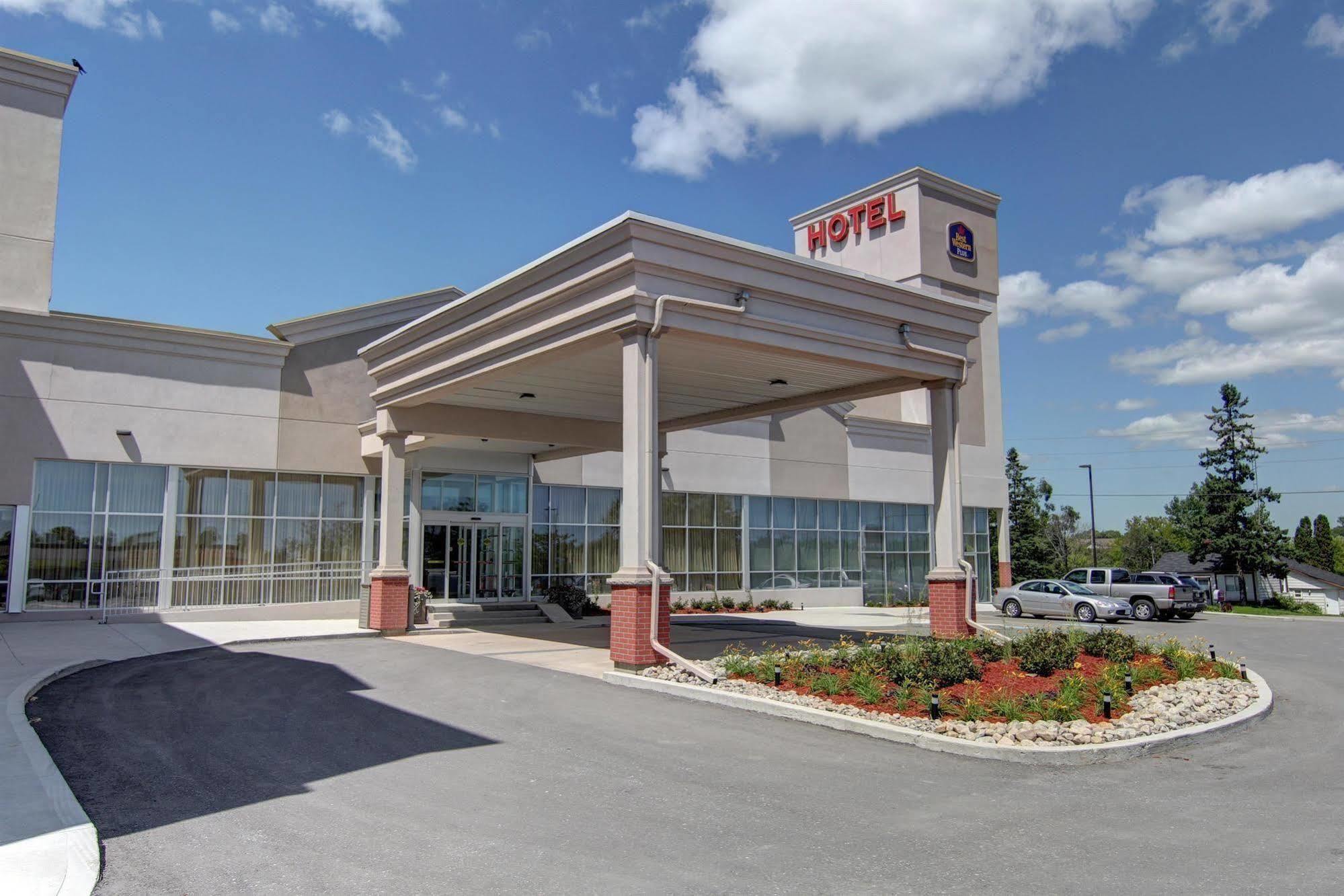 Best Western Plus Bowmanville Extérieur photo