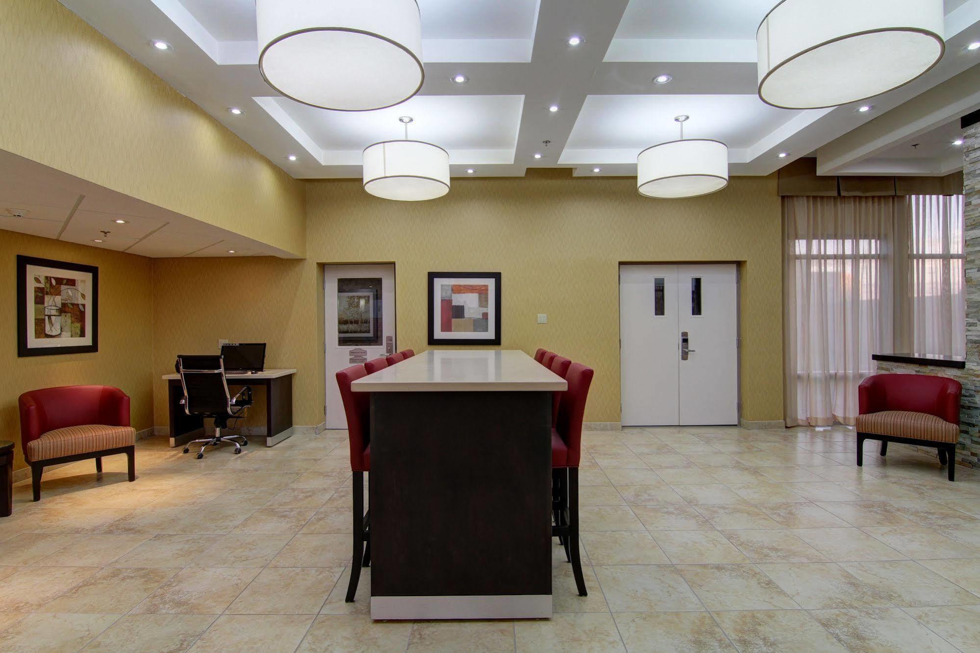Best Western Plus Bowmanville Extérieur photo